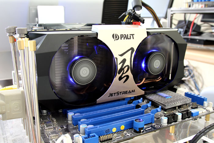 Palit GeForce GTX 670 JetStream за работой Palit GeForce GTX 670 JetStream за работой