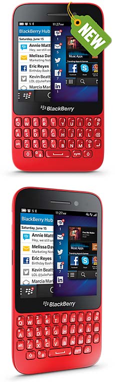 Красный вариант смартфона BlackBerry Q5 на фото