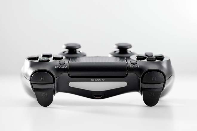 Заглянем внутрь Sony PlayStation 4