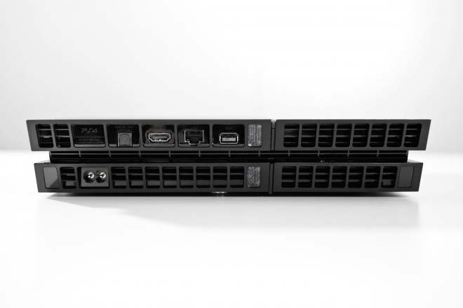 Заглянем внутрь Sony PlayStation 4