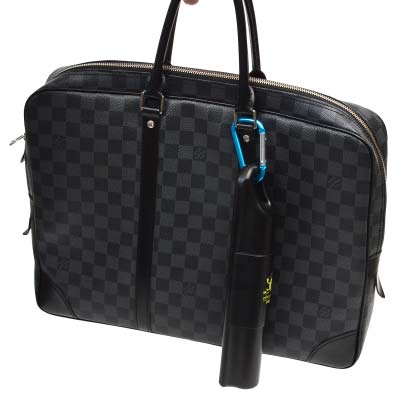 Thanko nPower PEG - батарея, которая заряжает себя сама