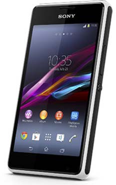 На фото показан смартфон Sony Xperia E1