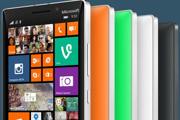 На фото показаны смартфоны Microsoft Lumia 550, Lumia 750 и Lumia 850