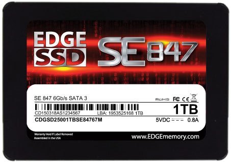 На фото твердотельный накопитель EDGE SE847