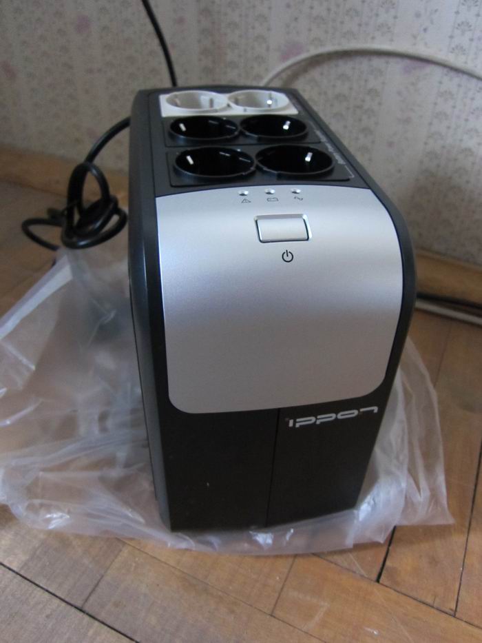 Фотографии надёжной опоры для торренто-раздавалки - ИБП IPPON BACK Verso 800VA