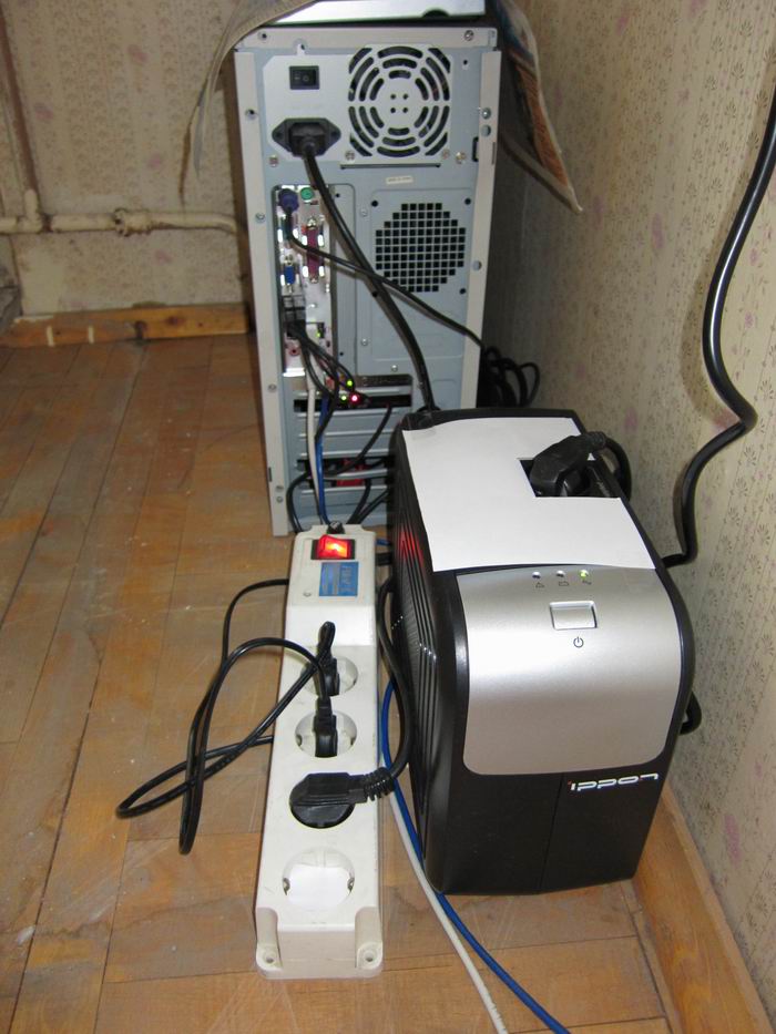 Фотографии надёжной опоры для торренто-раздавалки - ИБП IPPON BACK Verso 800VA